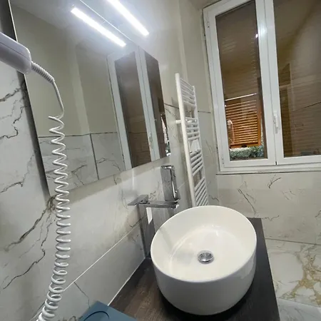 בית הארחה Brignole Diamond 3*