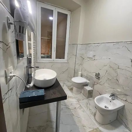 Brignole Diamond 게스트하우스 3*