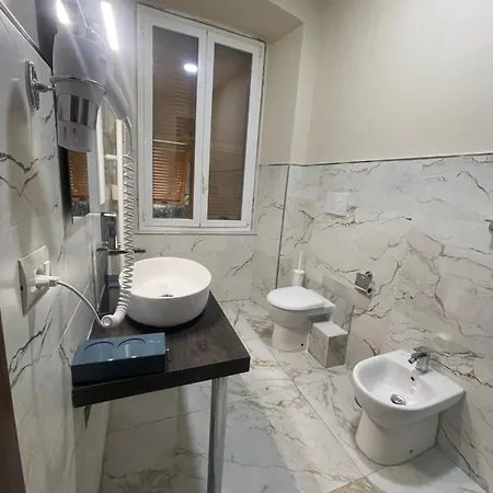 Brignole Diamond 게스트하우스